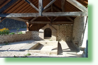 Vignes - le lavoir